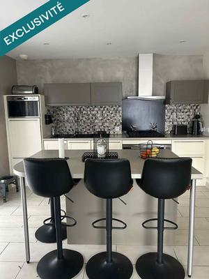 Maison - 120 m² - 5 pièces