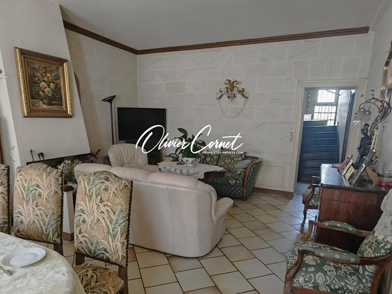 Maison - 186 m² - 7 pièces