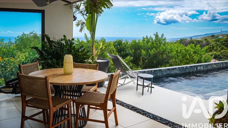 Maison - 153 m² - 5 pièces