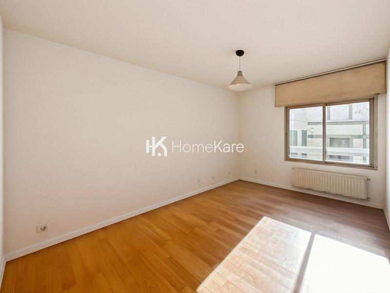 Appartement - 120 m² - 5 pièces