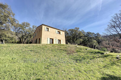 Villa - 134 m² - 4 pièces