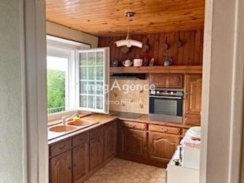 Maison - 99 m² - 6 pièces