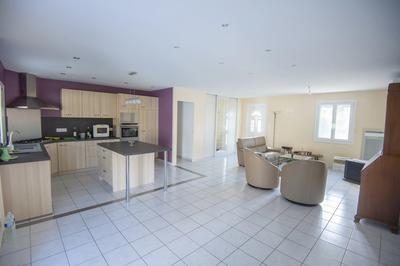 Maison - 87 m² - 5 pièces