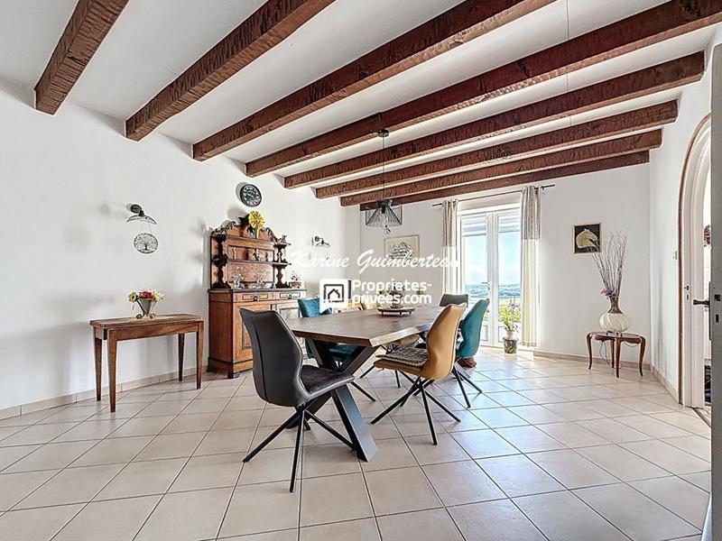 Maison - 150 m² - 6 pièces