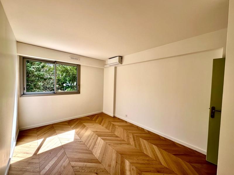 Appartement - 80 m² - 3 pièces