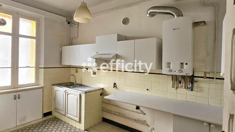 Appartement - 150 m² - 5 pièces