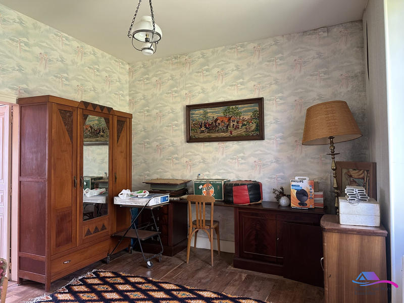 Maison - 160 m² - 8 pièces