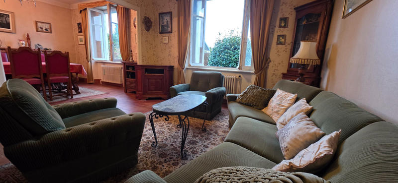 Maison - 104 m² - 5 pièces