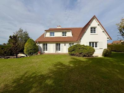 Maison - 160 m² - 7 pièces