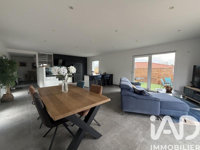 Maison - 170 m² - 6 pièces