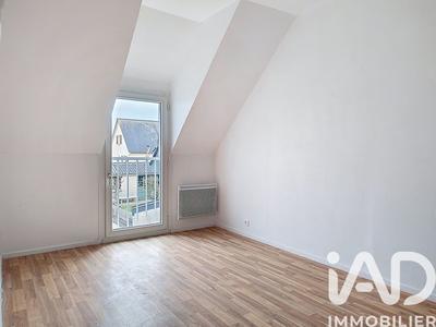 Maison - 93 m² - 5 pièces