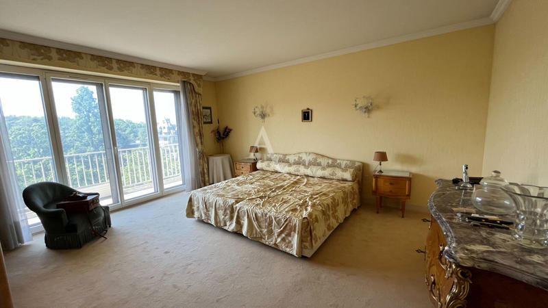 Appartement - 154 m² - 5 pièces