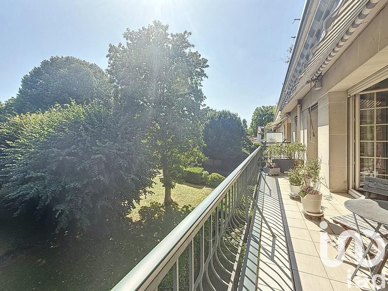 Appartement - 111 m² - 5 pièces