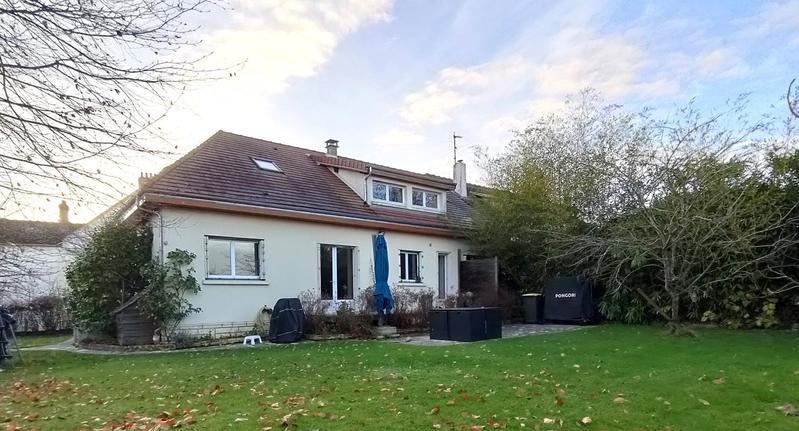 Maison - 152 m² - 7 pièces