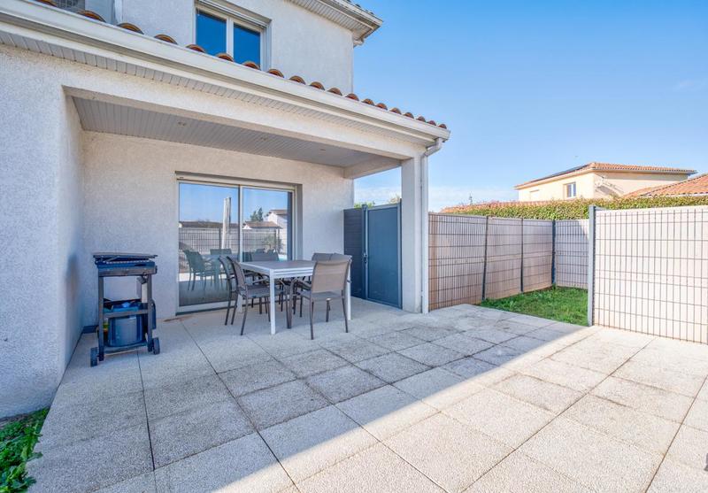 Maison - 99 m² - 4 pièces