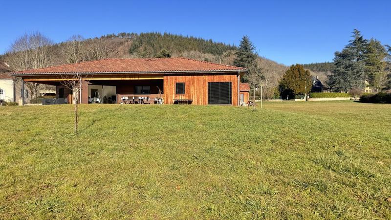 Maison - 164 m² - 6 pièces