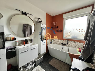 Maison - 105 m² - 5 pièces