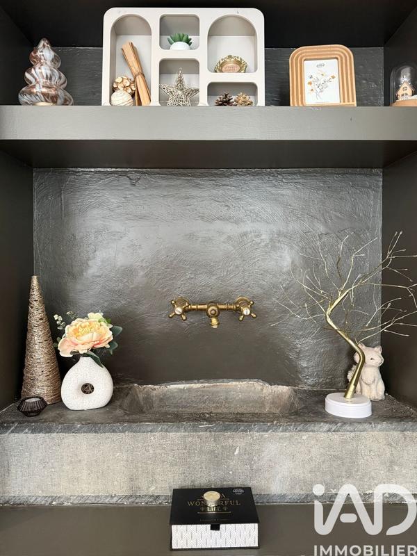 Maison - 205 m² - 6 pièces