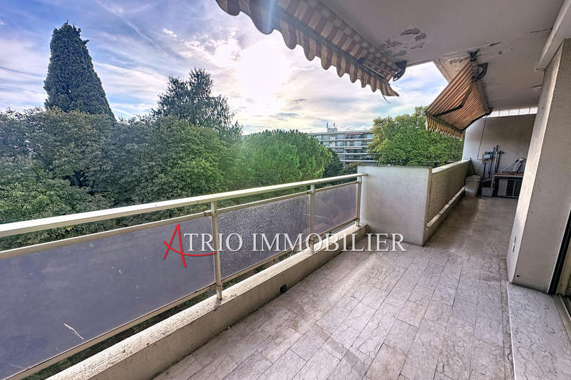 Appartement - 100 m² - 4 pièces