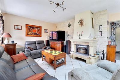 Maison - 97 m² - 5 pièces