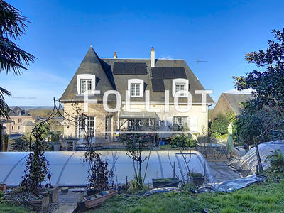 Maison - 174 m² - 5 pièces