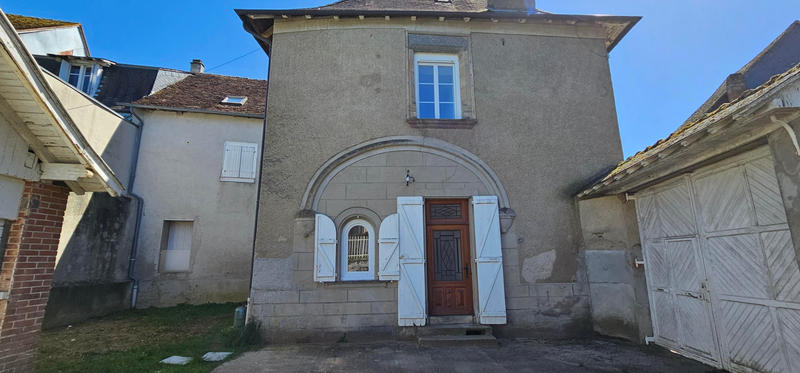 Maison - 190 m² - 9 pièces