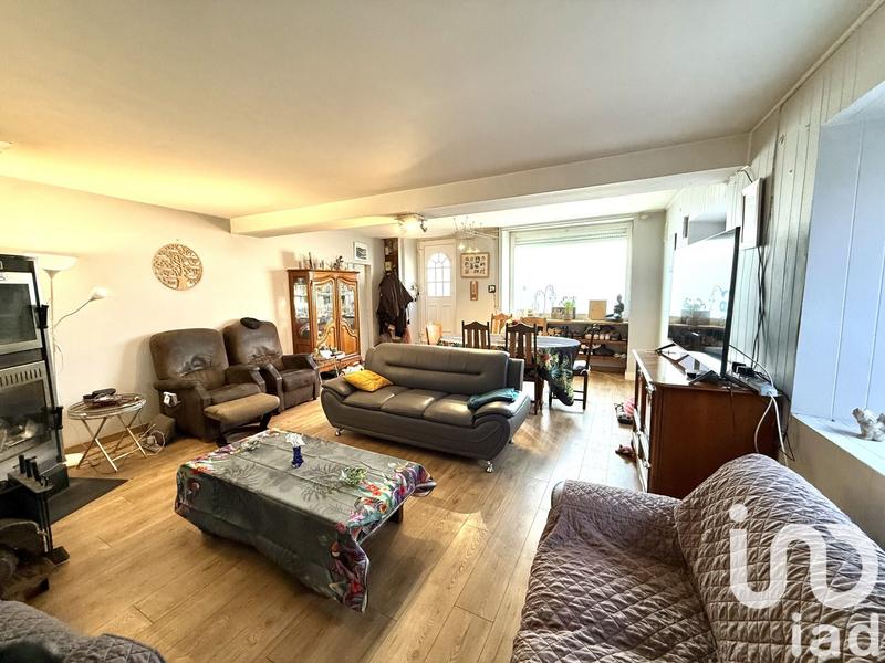 Maison - 270 m² - 11 pièces