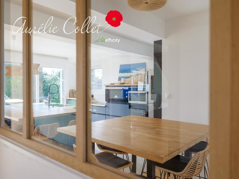 Villa - 240 m² - 9 pièces