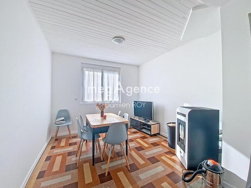 Maison - 104 m² - 5 pièces