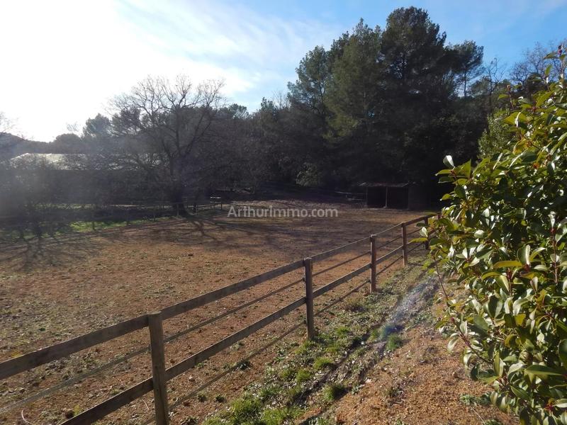 Maison - 315 m² - 11 pièces