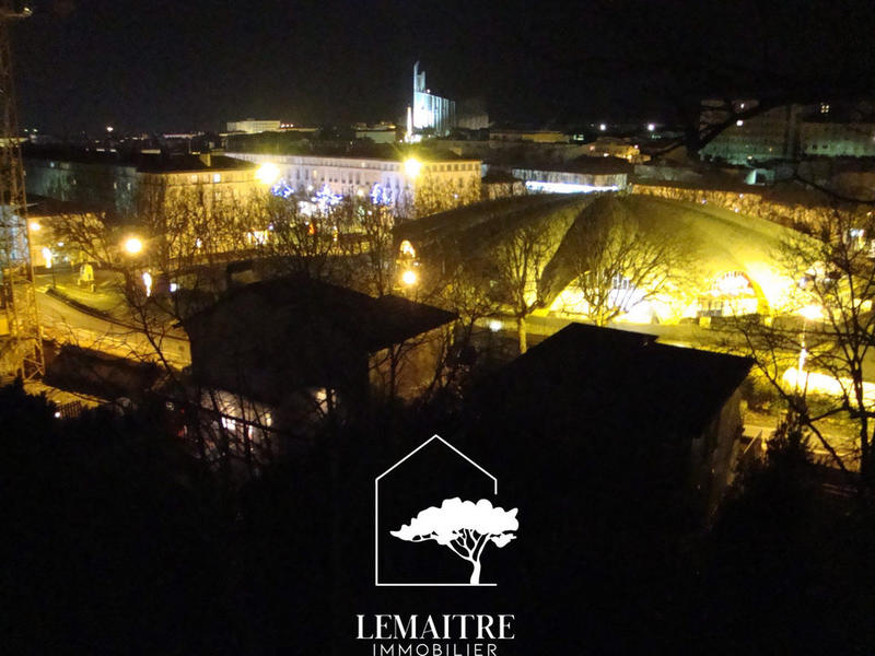 Appartement - 75 m² - 3 pièces