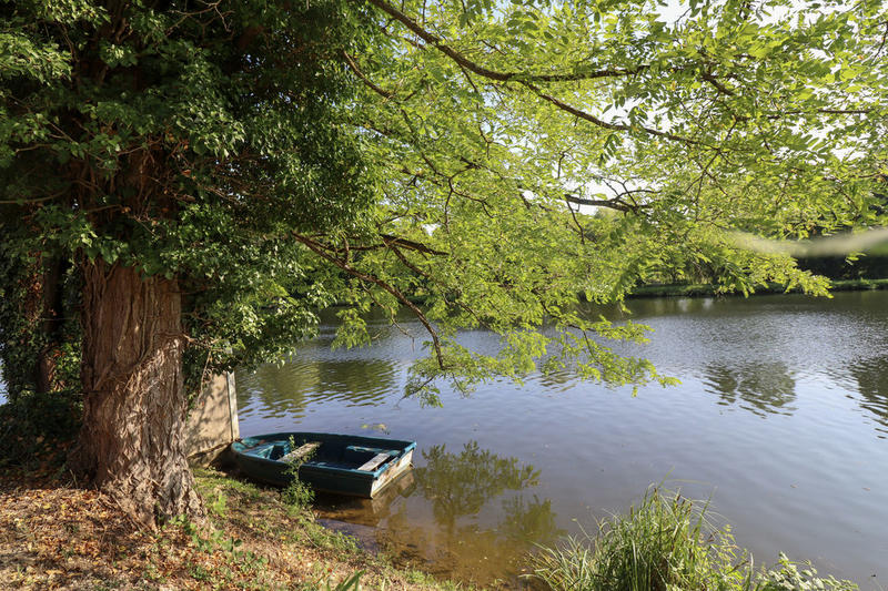 Propriété - 235 m² - 11 pièces