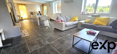 Maison - 210 m² - 7 pièces