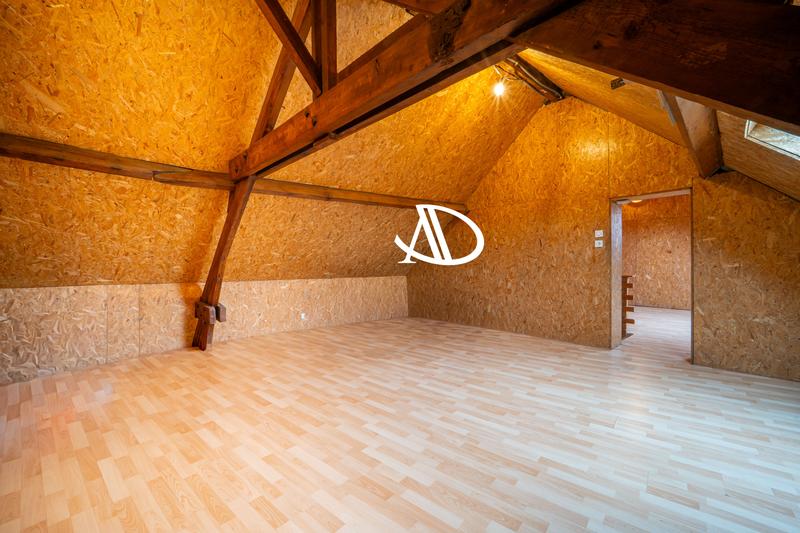 Maison - 160 m² - 7 pièces