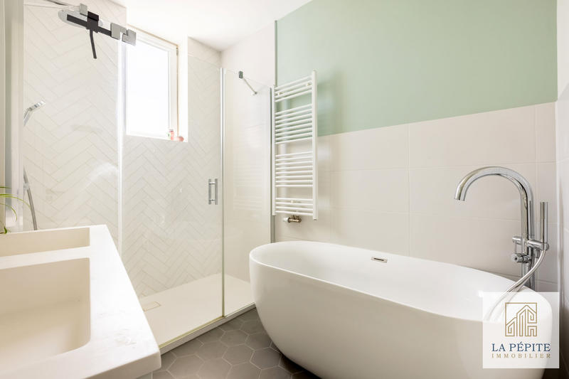 Maison - 145 m² - 5 pièces