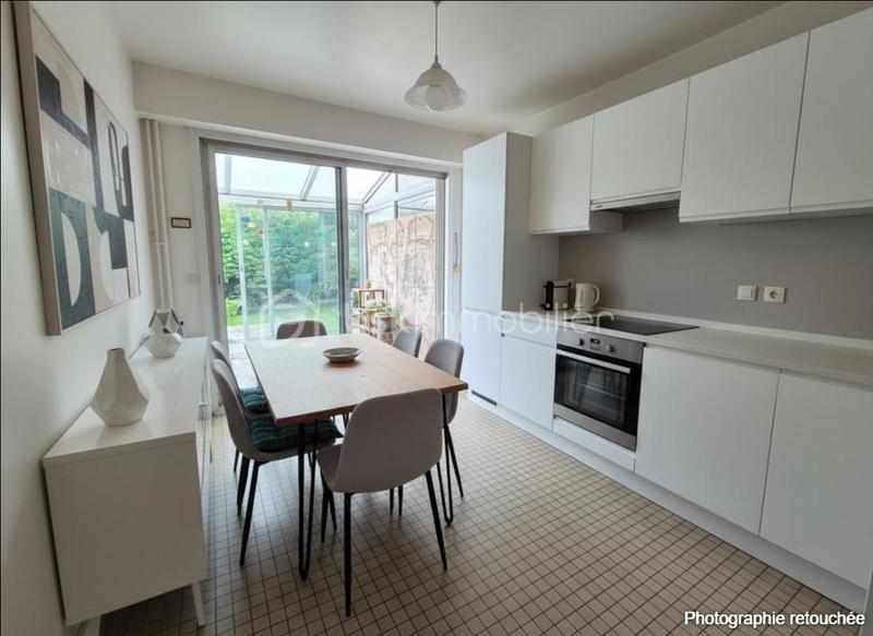 Maison - 150 m² - 8 pièces