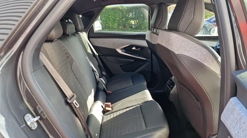 Peugeot 3008 Hybrid 136 e-Dcs6 Allure