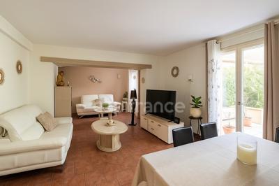 Maison - 107 m² - 4 pièces