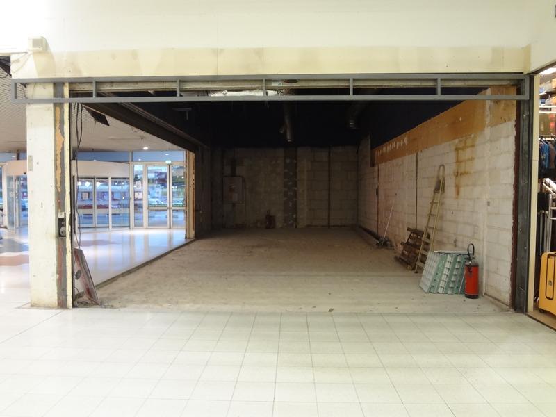 Local commercial - 75 m² - 1 pièce