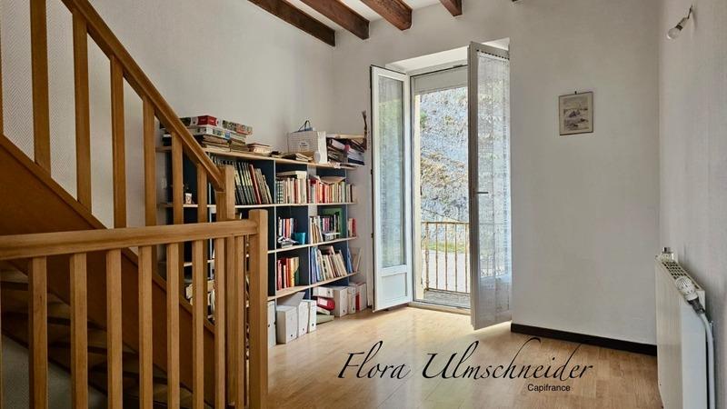 Maison - 159 m² - 5 pièces