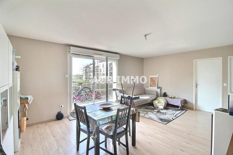 Appartement - 60 m² - 3 pièces