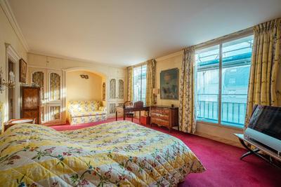 Appartement - 125 m² - 5 pièces