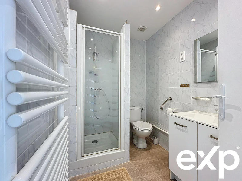 Maison - 186 m² - 7 pièces