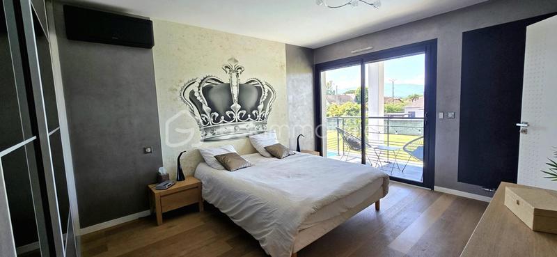 Villa - 165 m² - 7 pièces