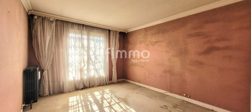 Maison - 144 m² - 9 pièces