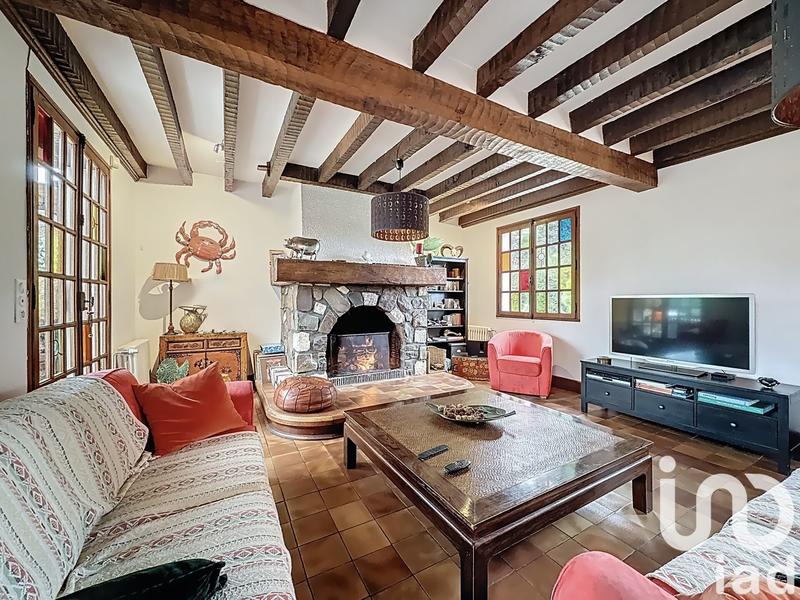 Maison - 250 m² - 9 pièces