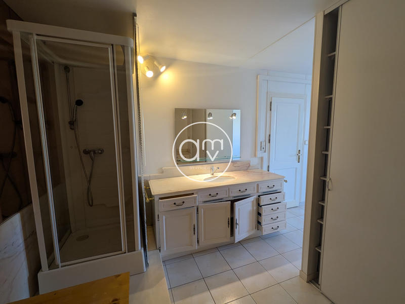 Appartement - 66 m² - 2 pièces