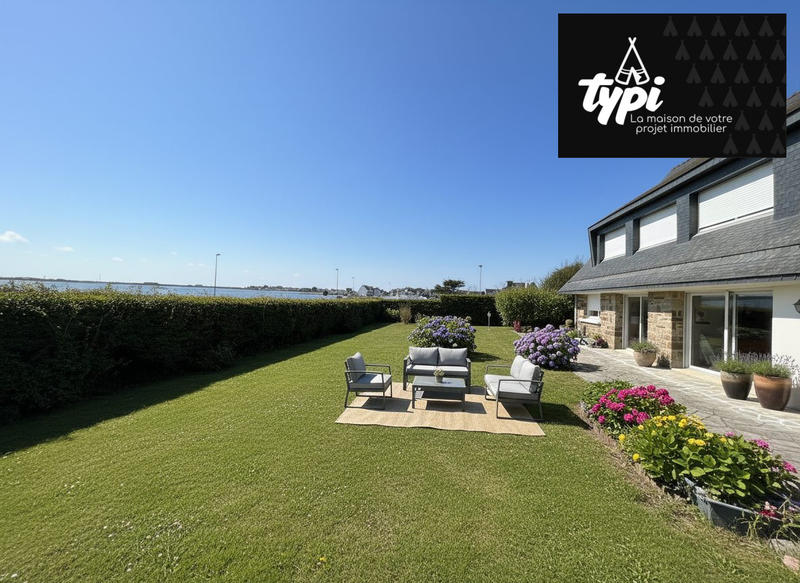 Maison - 220 m² - 10 pièces