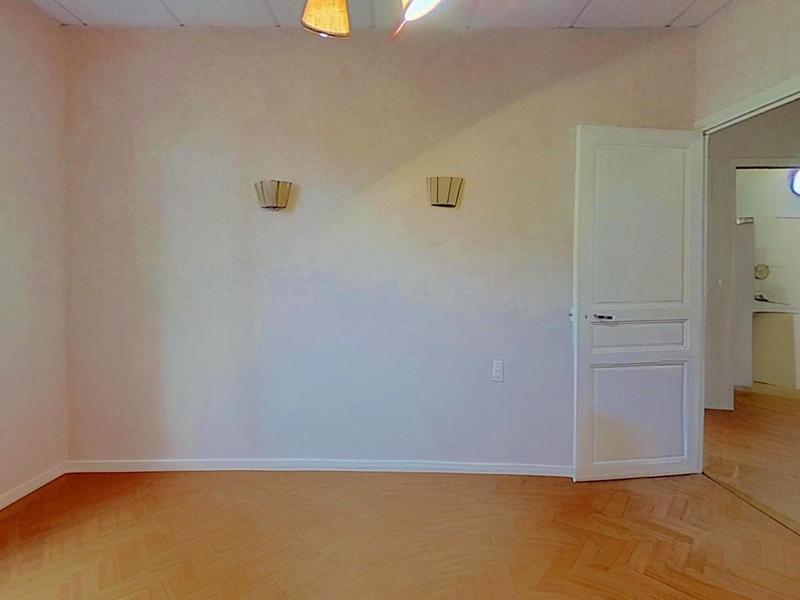 Maison traditionnelle - 143 m² - 8 pièces