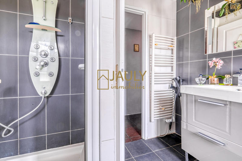 Appartement - 86 m² - 4 pièces